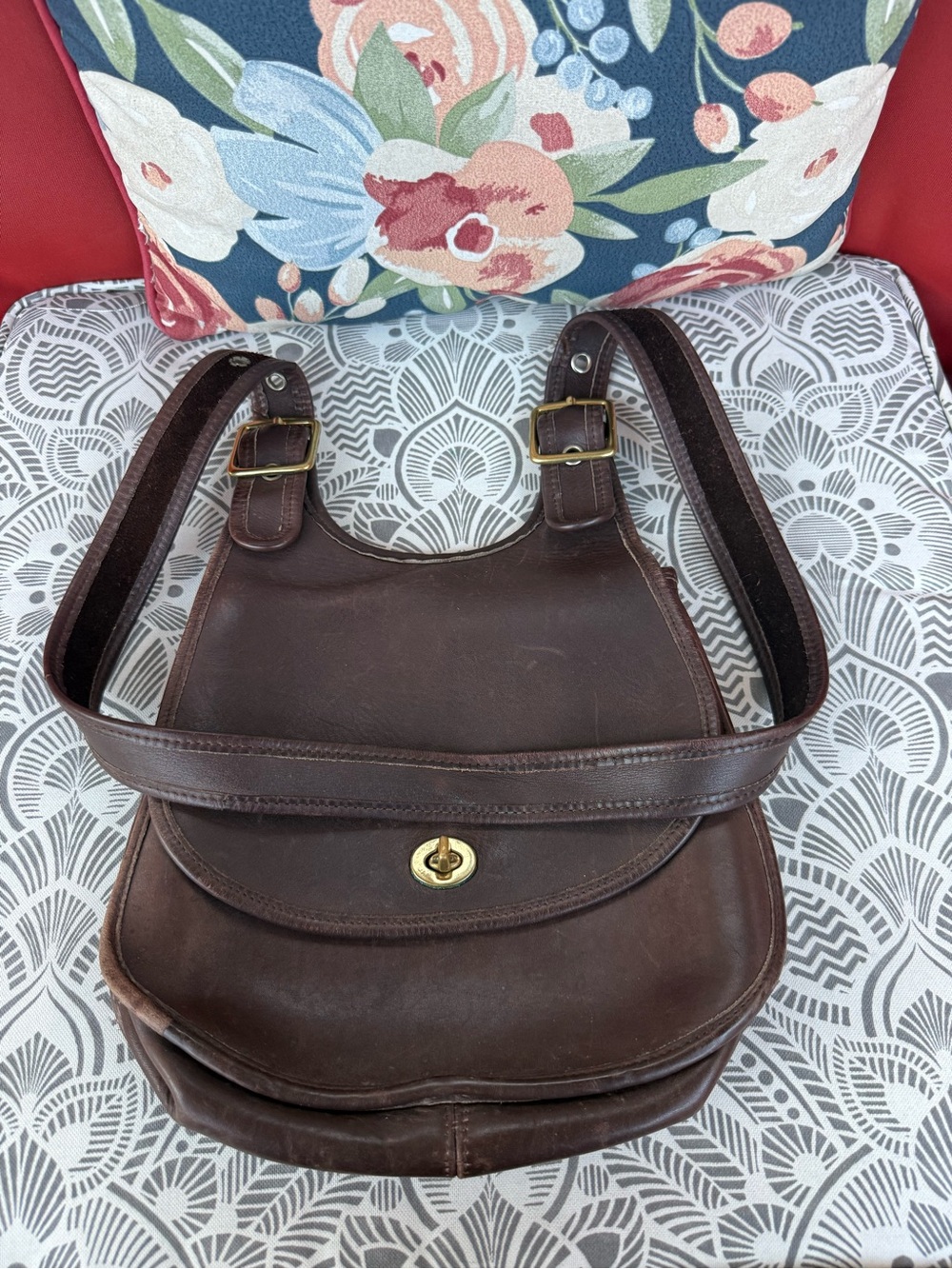 Authentic Vintage Coach Pure Brown Leather 90’s Saddle  Bag- 9988
